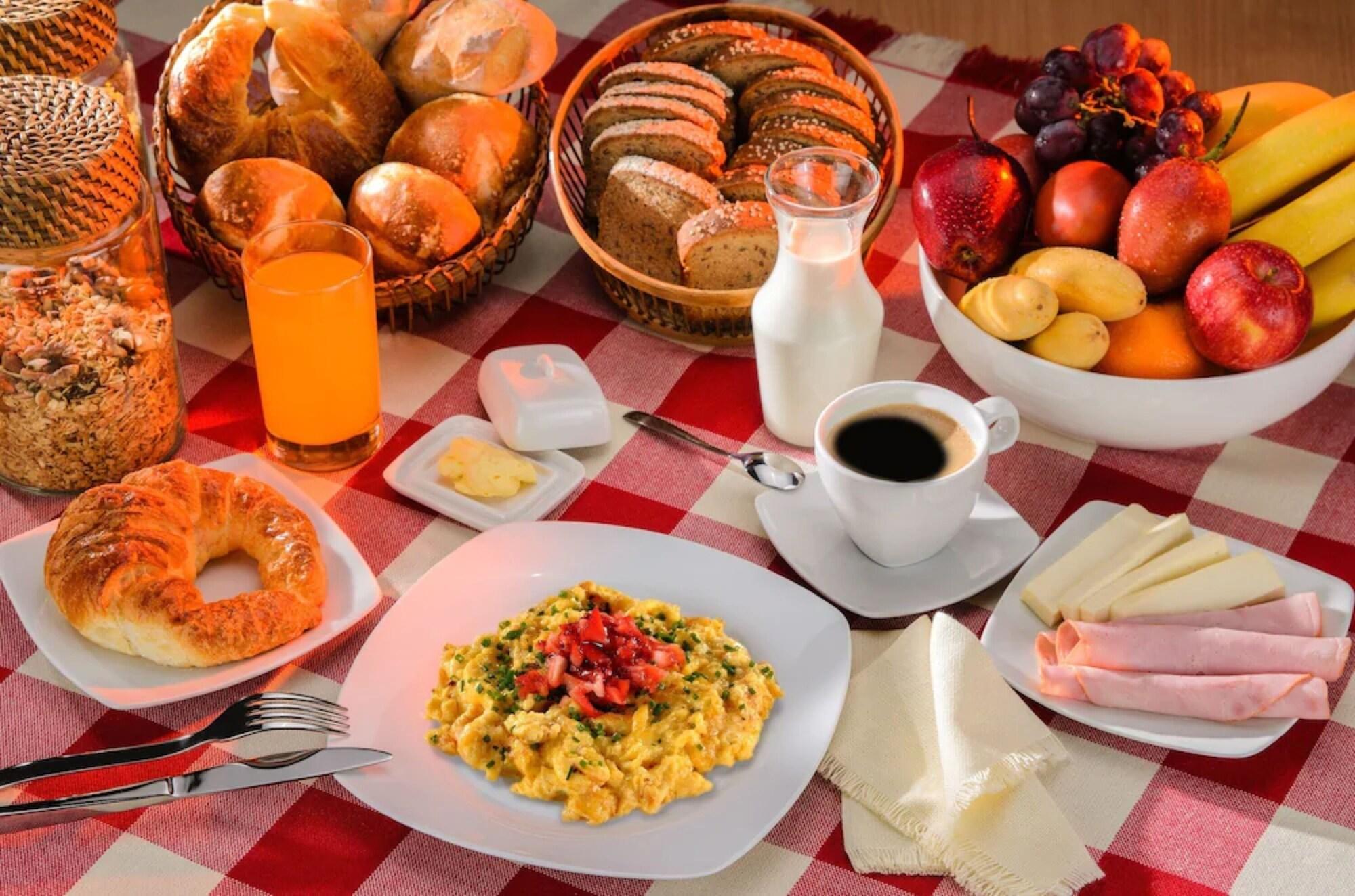 Hotel Casa Gardenia Кито Экстерьер фото