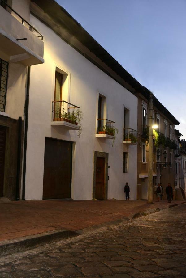 Hotel Casa Gardenia Кито Экстерьер фото